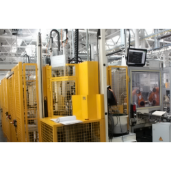 Automatic line for installation and testing PKW clutches