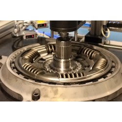 PKW inverter testing – Semi-automatic mounting and test line