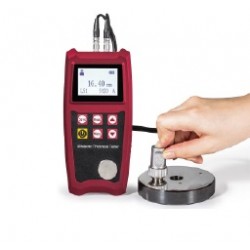 Ultrasonic thickness gauge UEE 930