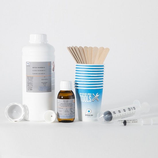 Упаковка смоли IP: 1 кг смоли + 100 куб.см. каталізатора